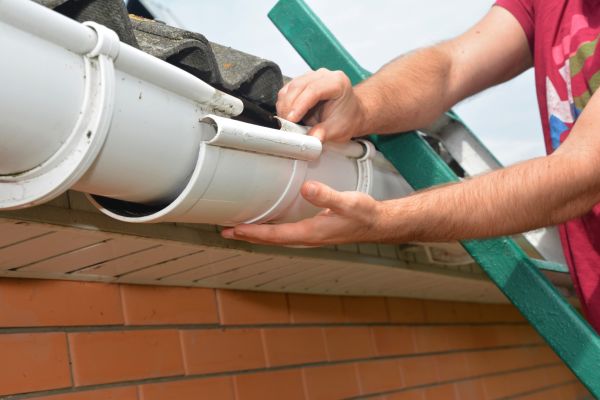 Cost of Large Gutter Repair in Portland
